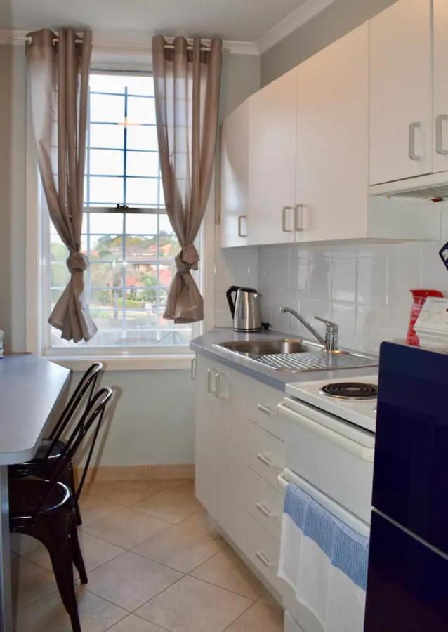 Comfortable 3 Bedroom Apartment In Trendy Haberfield Sydney Exterior photo
